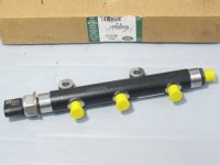 Датчик давления топлива с рампой (EURO4) 2,7 D LR020020