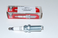 LR005483_CHA Свеча зажигания FR2 3.2L