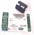 LR027039 Пистон утеплителя капота 