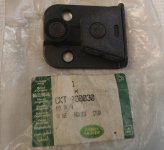 Напрвляющая 5-ой двери D2 CKT700030