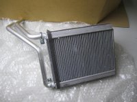 LR020952_OEM Радиатор печки DEF c 2007 -