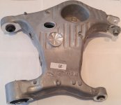 Рычаг задний нижний правый DS LR098947