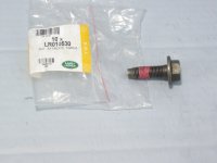 Болт шестерни (M12 x 1.5 x 35mm) 2,7/3.0D LR068165