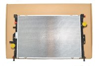 LR006715_NIS Радиатор охлаждения двигателя  3.2/2,2D/2,0 АКПП