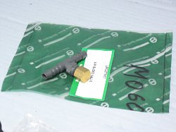 Прокачной клапан охлаждающей жидкости  LR027661_EUR