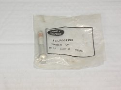 LR001193 Болт карданного вала М8 X 45MM