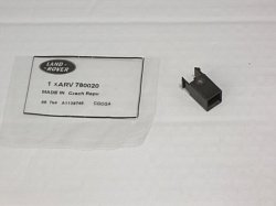 Клипса лючка бензобака D3/D4/RRS/RRS2 ARV780020