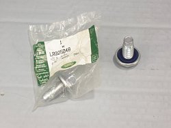 LR025048 Пробка поддона двигателя FR2/EVOGUE