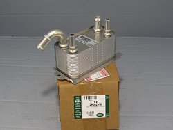 LR002916 Радиатор АКПП FR2
