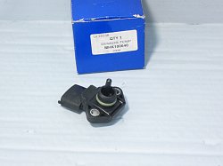 MHK100640G Датчик давления впускного коллектора TD5
